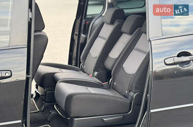 Минивэн Mazda 5 2006 в 