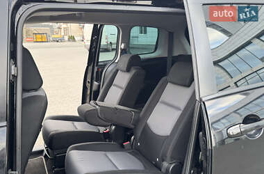 Минивэн Mazda 5 2006 в 