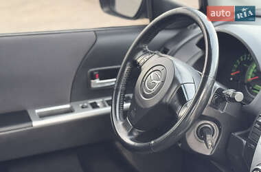 Минивэн Mazda 5 2006 в 