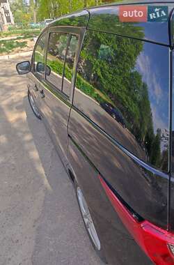 Мінівен Mazda 5 2011 в 
