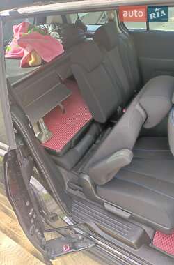 Мінівен Mazda 5 2011 в 