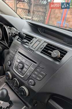 Минивэн Mazda 5 2013 в 