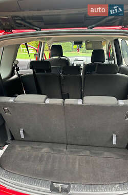 Минивэн Mazda 5 2005 в 