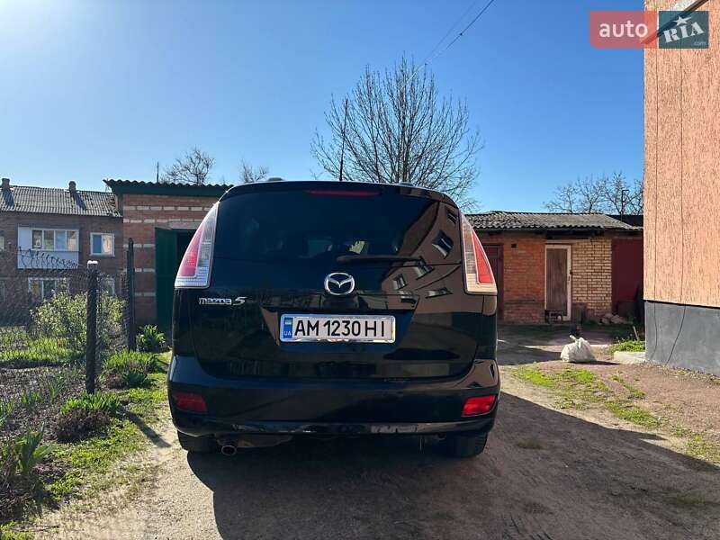 Минивэн Mazda 5 2010 в Радомышле