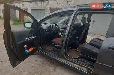 Минивэн Mazda 5 2006 в 