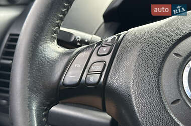 Минивэн Mazda 5 2006 в 