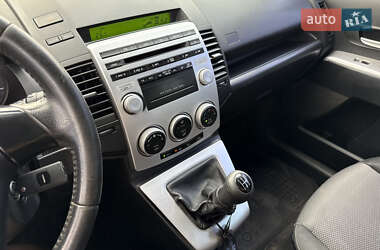 Минивэн Mazda 5 2006 в 