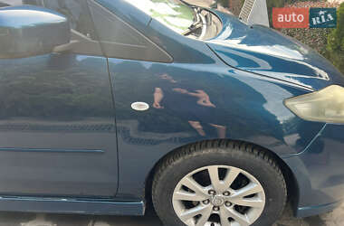 Минивэн Mazda 5 2007 в 