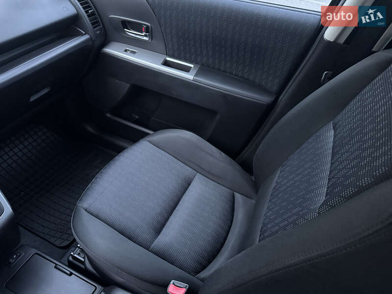 Минивэн Mazda 5 2010 в Трускавце