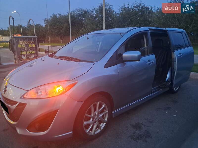 Минивэн Mazda 5 2011 в Киеве