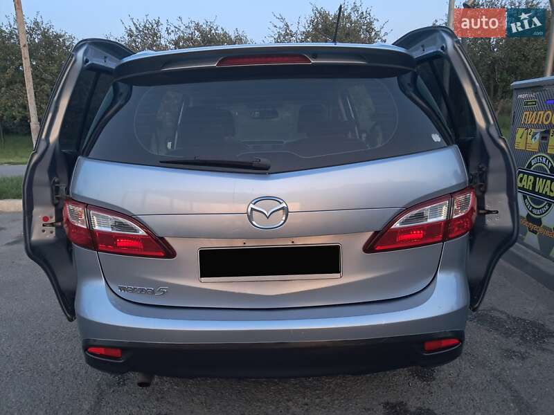 Минивэн Mazda 5 2011 в Киеве