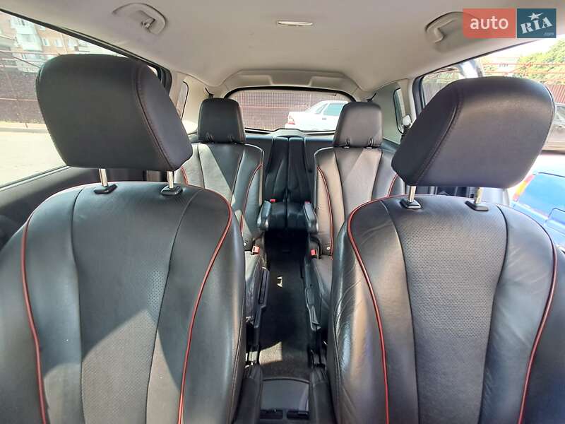 Минивэн Mazda 5 2011 в Киеве