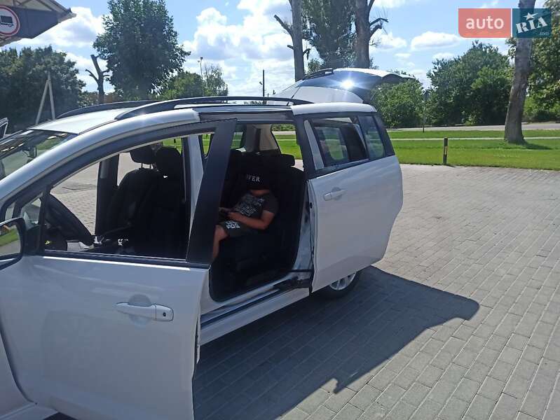 Минивэн Mazda 5 2010 в Миргороде