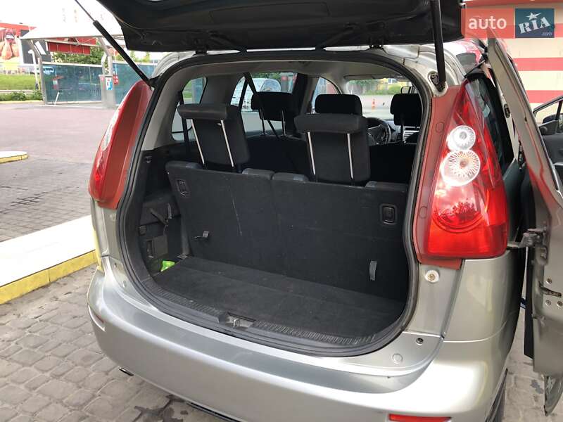 Мінівен Mazda 5 2007 в Рівному