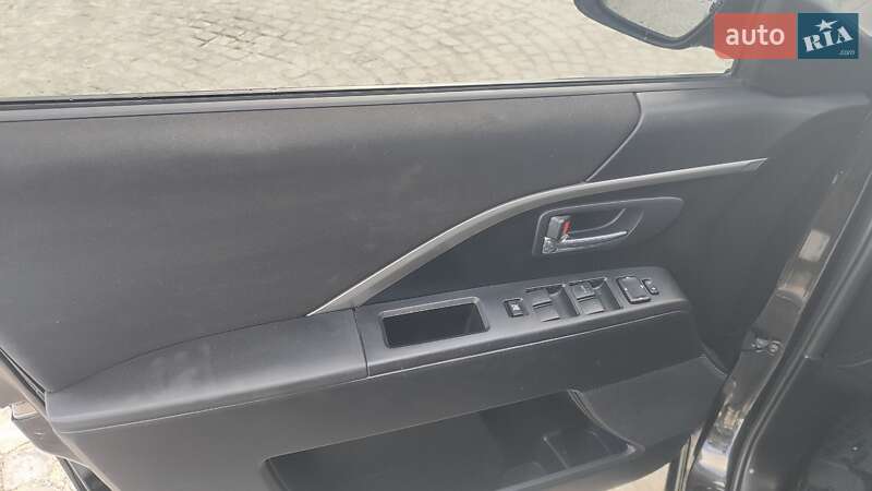 Мінівен Mazda 5 2012 в Ужгороді фото 20 Мінівен Mazda 5 2012 в Ужгороді