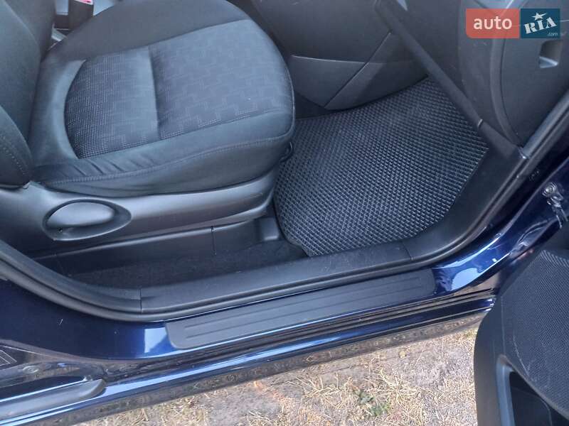 Минивэн Mazda 5 2008 в Львове