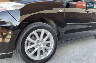Минивэн Mazda 5 2009 в 