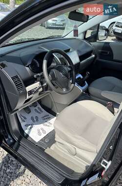 Минивэн Mazda 5 2005 в 