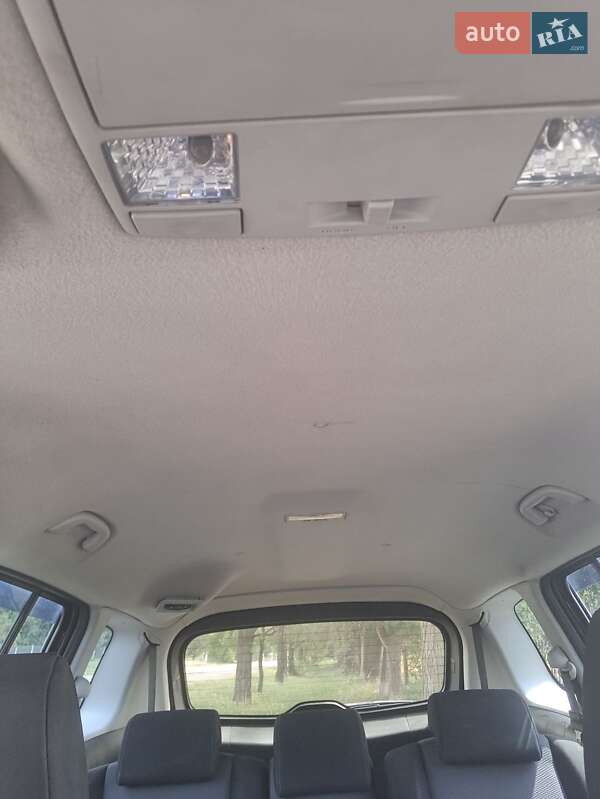 Мінівен Mazda 5 2007 в Дніпрі