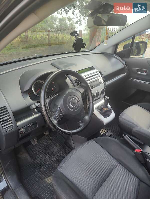 Мінівен Mazda 5 2007 в Дніпрі
