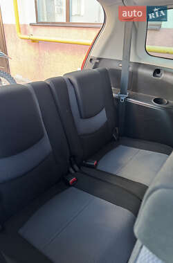 Минивэн Mazda 5 2006 в Ровно