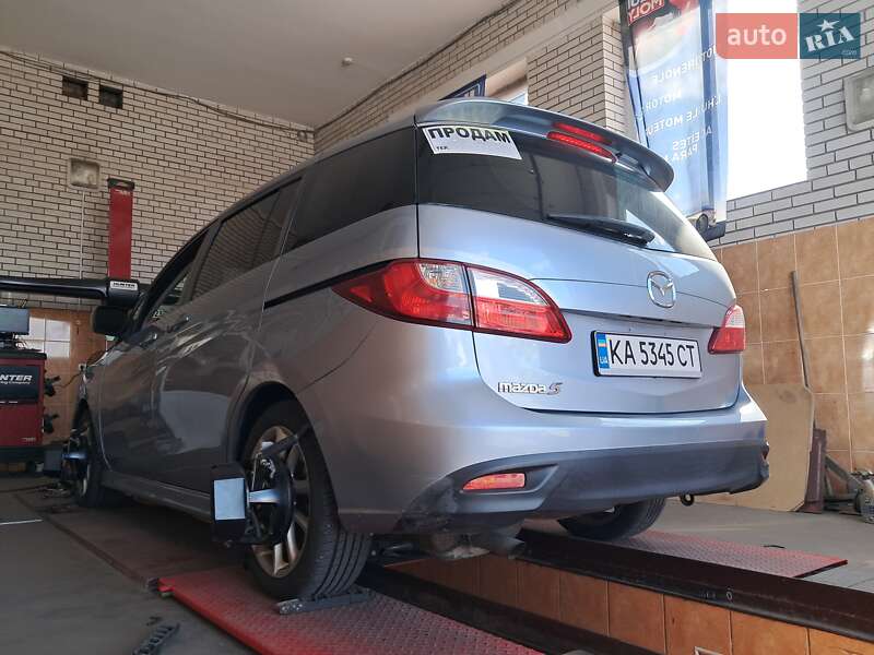 Минивэн Mazda 5 2011 в Киеве