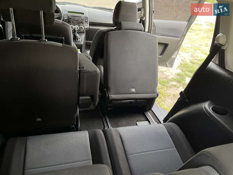 Минивэн Mazda 5 2006 в Днепре