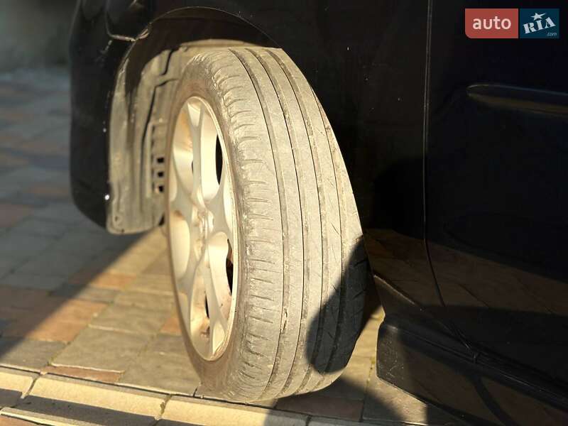 Минивэн Mazda 5 2008 в Ровно