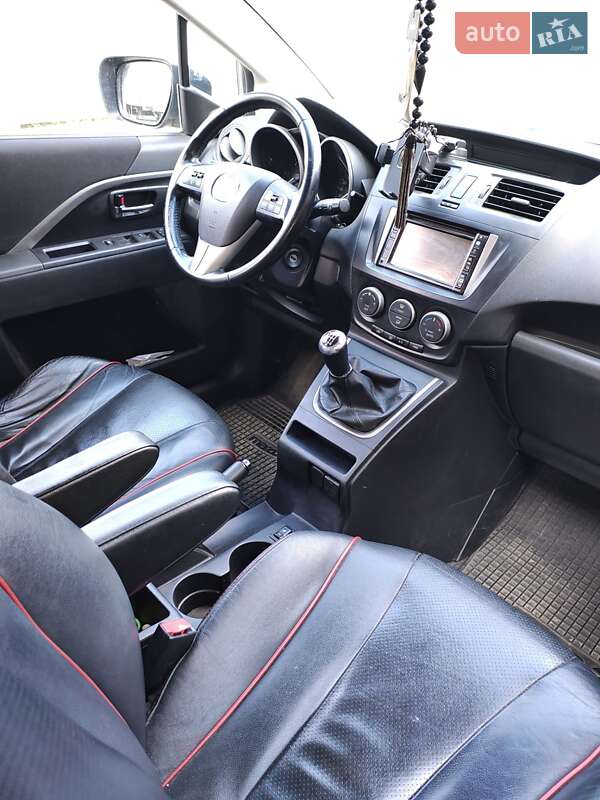 Минивэн Mazda 5 2010 в Киеве