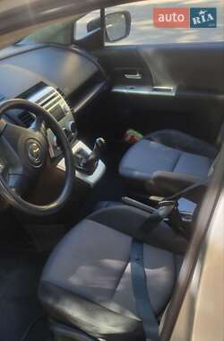 Минивэн Mazda 5 2006 в 