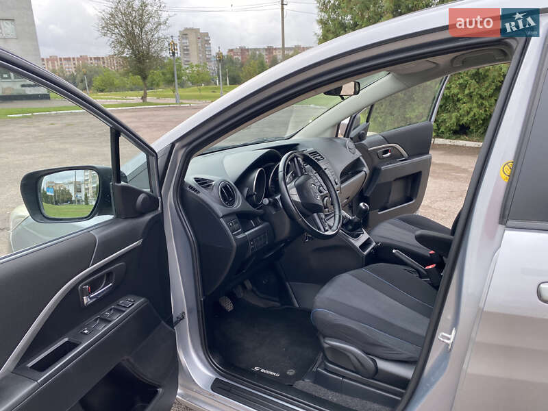Мінівен Mazda 5 2011 в Рівному