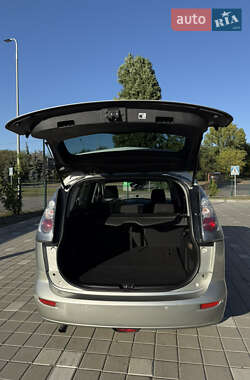 Минивэн Mazda 5 2007 в 