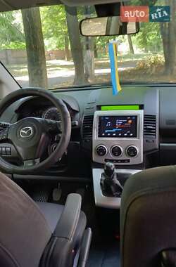 Минивэн Mazda 5 2006 в 