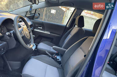 Минивэн Mazda 5 2005 в 