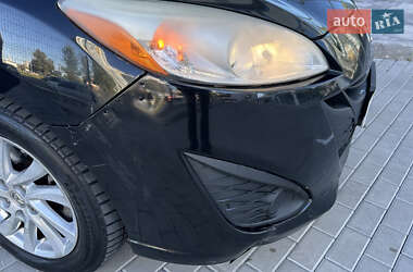 Минивэн Mazda 5 2012 в 