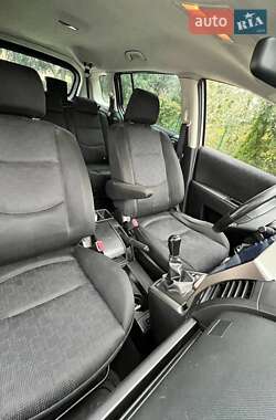 Минивэн Mazda 5 2008 в 