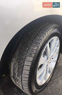 Минивэн Mazda 5 2006 в 