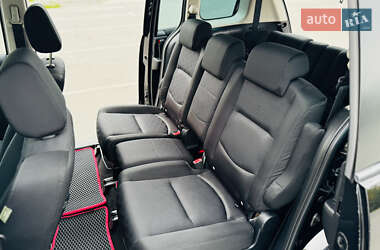 Минивэн Mazda 5 2009 в 