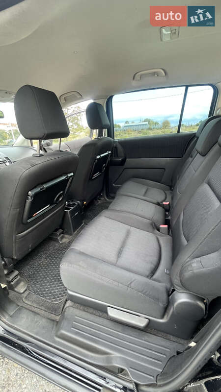 Минивэн Mazda 5 2009 в Черновцах