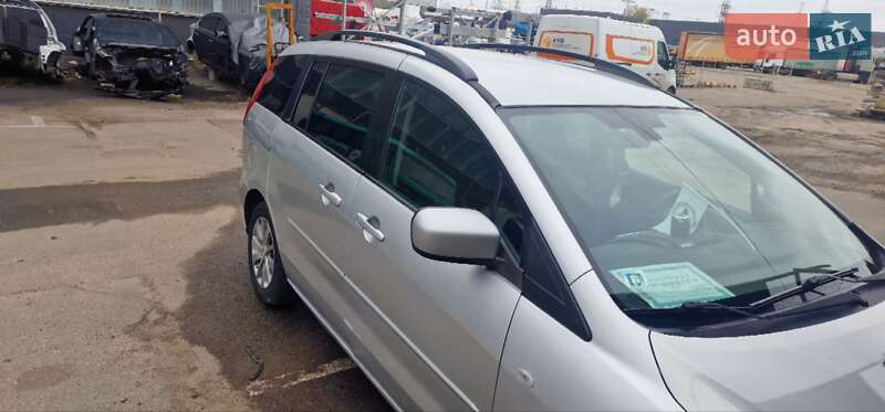 Минивэн Mazda 5 2006 в Киеве