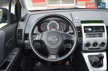 Мінівен Mazda 5 2008 в  фото 12 Мінівен Mazda 5 2008 в