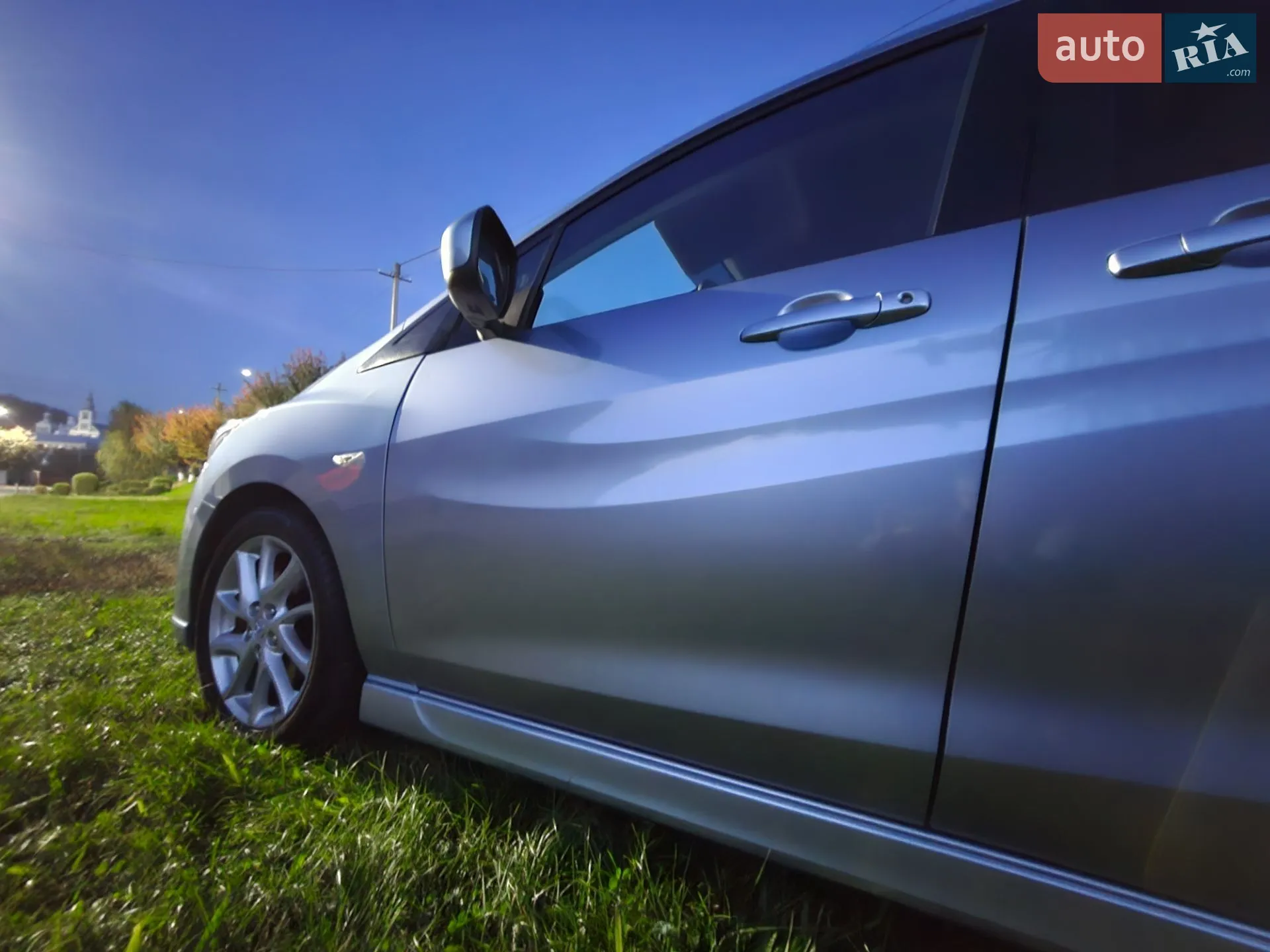 2010 Mazda 5 - мініатюра 12