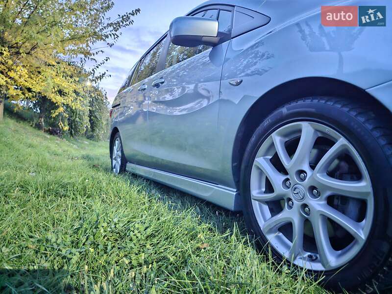 Минивэн Mazda 5 2010 в Мукачево