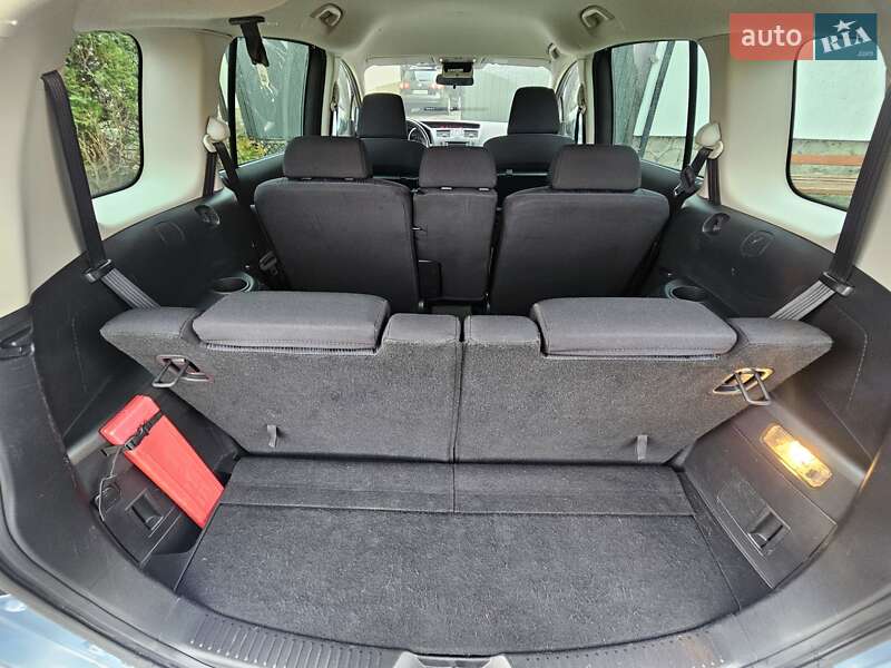 Минивэн Mazda 5 2010 в Мукачево