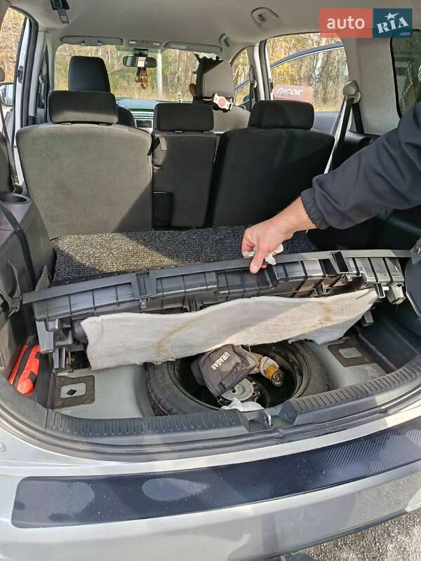 Минивэн Mazda 5 2007 в Славуте