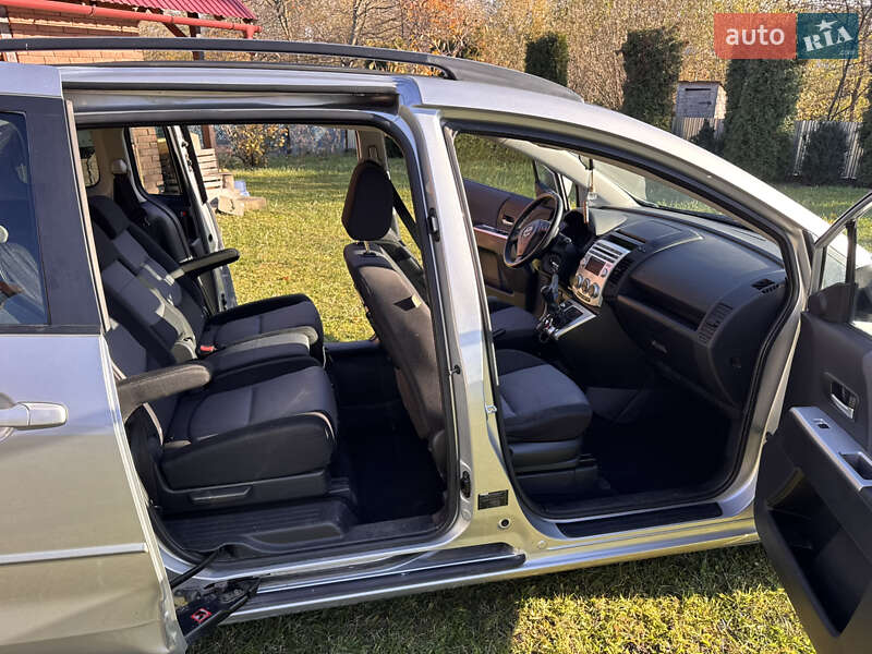 Минивэн Mazda 5 2006 в Косове фото 3 Минивэн Mazda 5 2006 в Косове