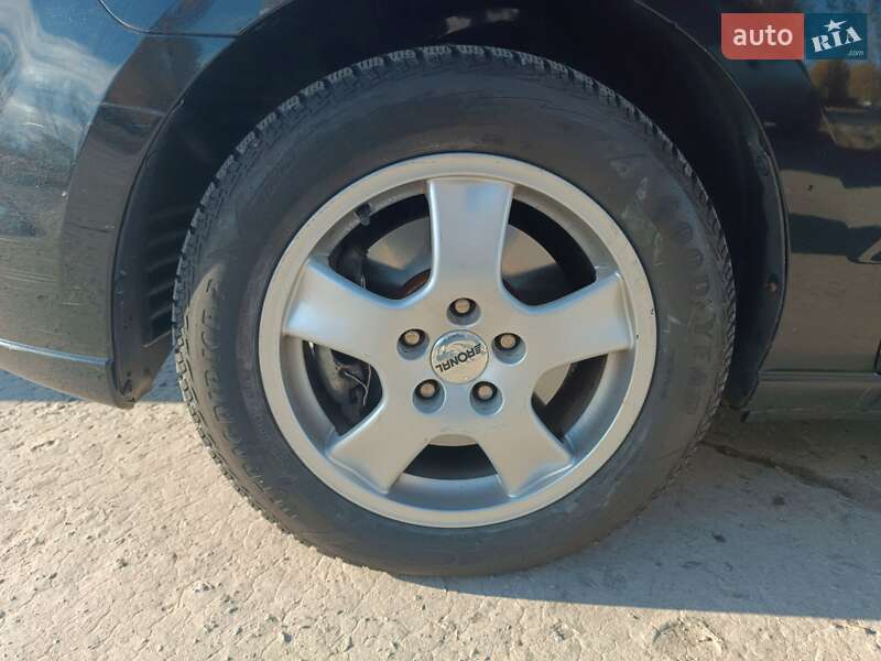 Мінівен Mazda 5 2005 в Києві фото 20 Мінівен Mazda 5 2005 в Києві