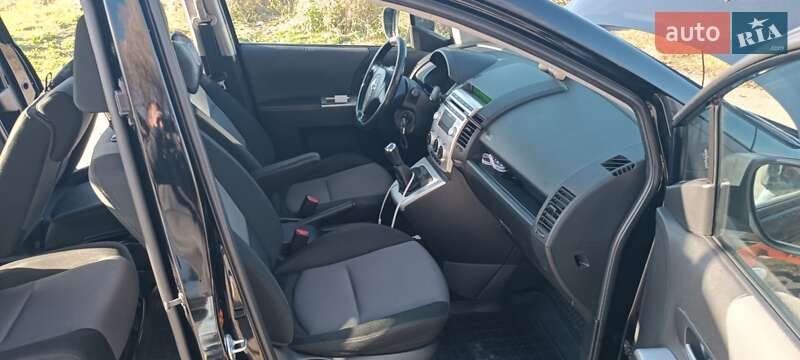 Мінівен Mazda 5 2005 в Києві фото 25 Мінівен Mazda 5 2005 в Києві