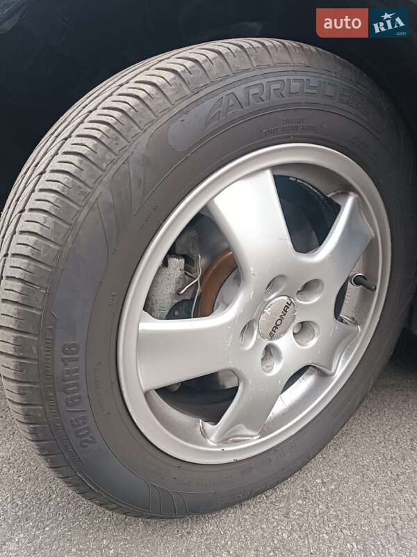 Мінівен Mazda 5 2005 в Києві фото 4 Мінівен Mazda 5 2005 в Києві