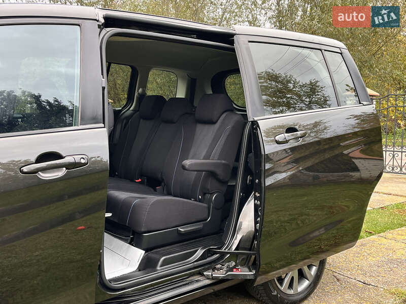 Минивэн Mazda 5 2010 в Киеве фото 66 Минивэн Mazda 5 2010 в Киеве